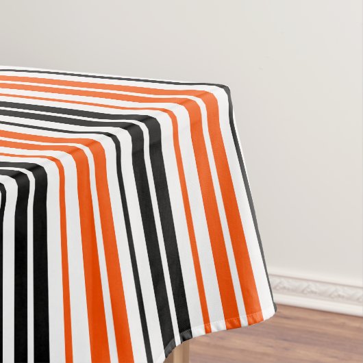 Orange Black White Stripes Pattern Design  Tischdecke (Beispiel)