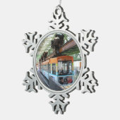 Orange Blue Wuppertal Floating Train Schneeflocken Zinn-Ornament (Rechts)