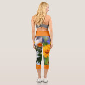 Orange Blume Bloral Personalisiert Name Capri Leggings (Rückseite)