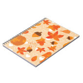 Orange Blume: Handdoodle-Muster. Notizblock (Linke Seite)