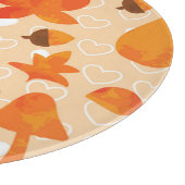 Orange Blume: Handdoodle-Muster. Schneidebrett (Ecke)