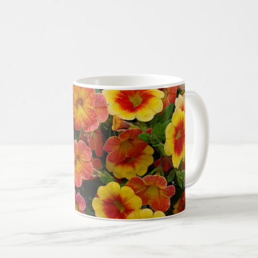 Orange Blume Kaffeetasse (VorderseiteRechts)
