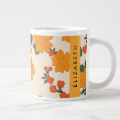 Orange Blume, Muster von Blume, Ihr Name Jumbo-Tasse (Rechts)