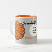 Orange Blume Ribbon Tmpl von Kenneth Yoncich Zweifarbige Tasse (Vorderseite Links)