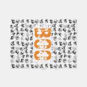 Orange Boo Halloween Spooky Skull Pattern Fleecedecke (Vorderseite (Horizontal))