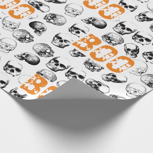 Orange Boo Halloween Spooky Skull Pattern Geschenkpapier (Ecke)