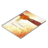 Orange brauner Herbstlaub, der Planer-Notizbuch Notizblock (Linke Seite)