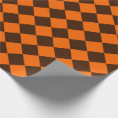 Orange Brown Diamond Schachbrett Pattern Geschenkpapier (Ecke)