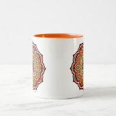 Orange & Brown Spiral and Floral Mandala Zweifarbige Tasse (Mittel)