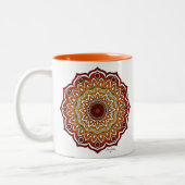 Orange & Brown Spiral and Floral Mandala Zweifarbige Tasse (Links)