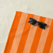 Orange Cabana Stripe Bold Name Strandtuch (Beispiel)