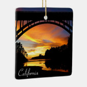 Orange California Coastal Sunset unterhalb der Brü Keramikornament (Rechts)