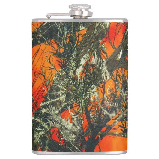 Orange Camouflage Design Flachmann (Vorderseite)