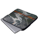 ORANGE CANOE AUF WASSERKÖRPER LAPTOPSCHUTZHÜLLE (Vorne Knopf)