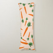 Orange Carrot Pattern Seitenschläferkissen (Vorderseite Vertikal)