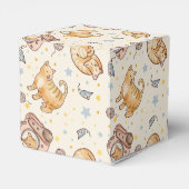 Orange Cat in a Backpack, Stars, and Yarn Geschenkschachtel (Rückseite)