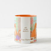 Orange Cats & Tea Party Mug Zweifarbige Tasse (Mittel)