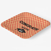 Orange Checkerboard Graduation Party Pappteller (Gewinkelt)