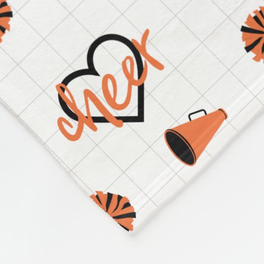 Orange Cheer Hearts, Pom Poms, Megaphone Muster Fleecedecke (Ecke)