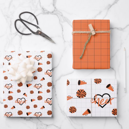 Orange Cheer Hearts, Pom Poms, Megaphone Muster Geschenkpapier Set (Vorderseite)