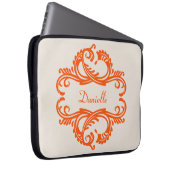 Orange Chic Damask Laptop Sleeve (Vorne Rechts)
