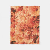 Orange Chrysanthemum Blanket Fleecedecke (Vorderseite)