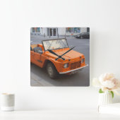 Orange Citroën Mehari Quadratische Wanduhr (Zuhause)