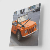 Orange Citroën Mehari Quadratische Wanduhr (Winkel)