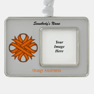 Orange Clover Ribbon Tmpl (H-O) von Kenneth Yoncic Rahmen-Ornament Silber