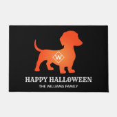 Orange Dackel Happy Halloween Familienname Fußmatte (Vorderseite)