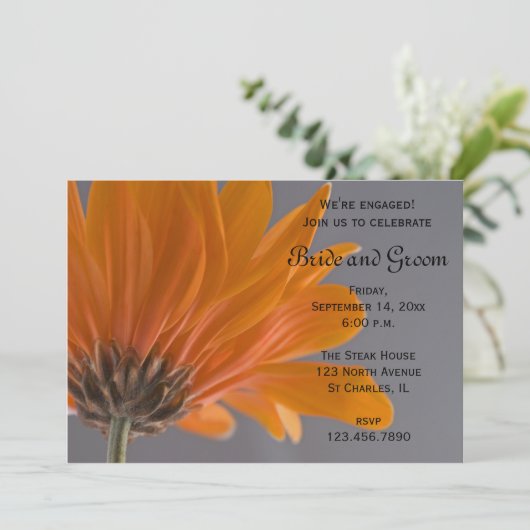 Orange Daisy über die Partei für graues Engagement Einladung (Stehend Vorderseite)