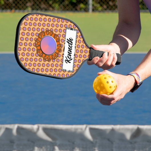 Orange Disk Ribbon von Kenneth Yoncich Pickleball Schläger (InSitu)