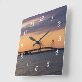 Orange Dusk Mackinac Bridge Uhr (Winkel)