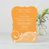 Orange floral Swirl Bracket Wedites Einladungen (Stehend Vorderseite)
