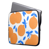 Orange Fruit: Exquisite blauweiße Muster. Laptopschutzhülle (Vorderseite Links)