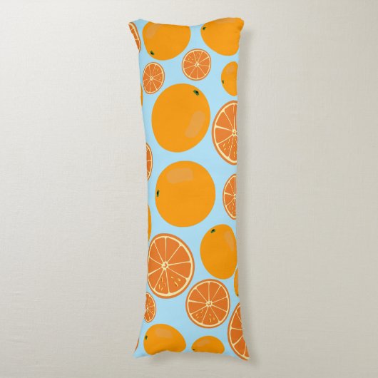 Orange Fruit Pattern Seitenschläferkissen (Vorderseite Vertikal)