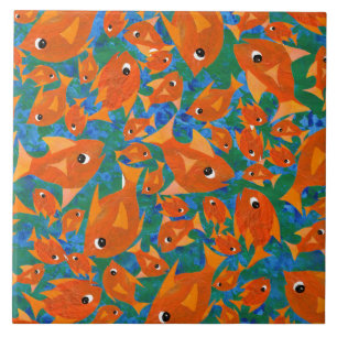 Orange Fun Fish on Blue Green Background Fliese