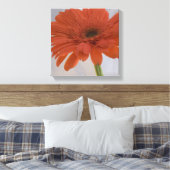 Orange Gerber Daisy Blume Leinwanddruck (Insitu (Schlafzimmer))