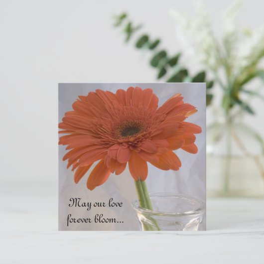 Orange Gerber Daisy Wedding Einladung (Stehend Vorderseite)