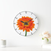 Orange Gerbera-Gänseblümchen-Blume Große Wanduhr (Zuhause)