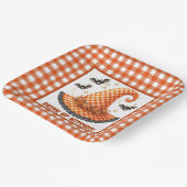Orange Gingham Halloween Hexenhut & Fledermäuse Pappteller (Gewinkelt)