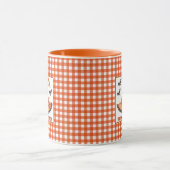 Orange Gingham Halloween Hexenhut & Fledermäuse Tasse (Zentrum)