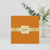 Orange Gold Metal Monogramm formale Einladung (Stehend Vorderseite)