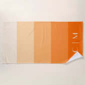 Orange Gradient Monogram Initials Bright Modern Strandtuch (Vorderseite)