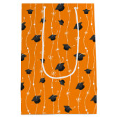 Orange Graduation Caps und Ribbon Mittlere Geschenktüte (Rückseite)