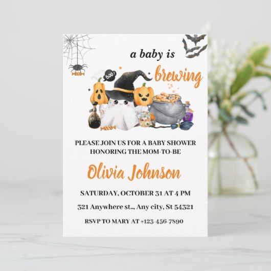 Orange Halloween Baby Brewing Baby Shower Einladung (Stehend Vorderseite)