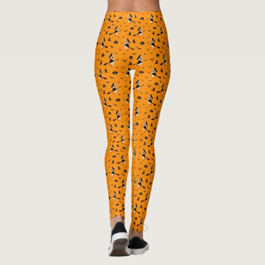 Orange Halloween mit Hexen und schwarzen Katzen Leggings (Rückseite)