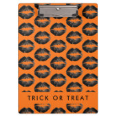 Orange Halloween Trick oder Treat Klemmbrett (Vorderseite)