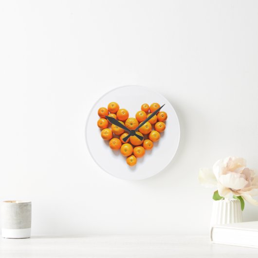 Orange Heart Runde Wanduhr (Zuhause)