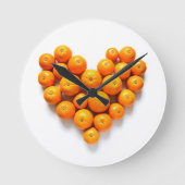 Orange Heart Runde Wanduhr (Vorderseite)